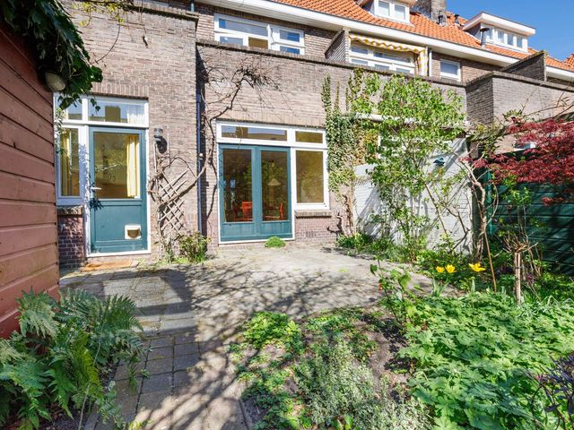De Meij van Streefkerkstraat 50, Leiden
