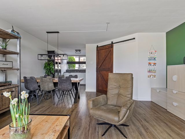Samoen 15, Zeewolde