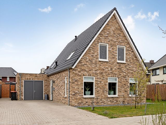 Van der Sluisstraat 63, Bergentheim