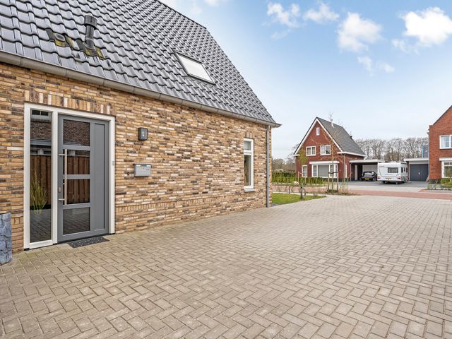 Van der Sluisstraat 63, Bergentheim