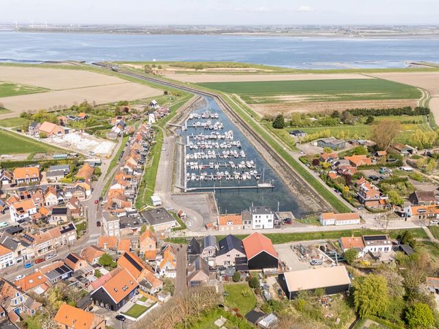 Stoofdijk 10, Stavenisse