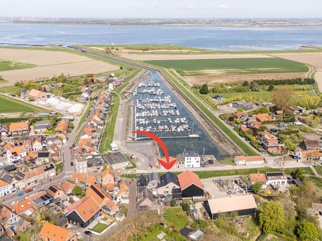 Stoofdijk 10, Stavenisse