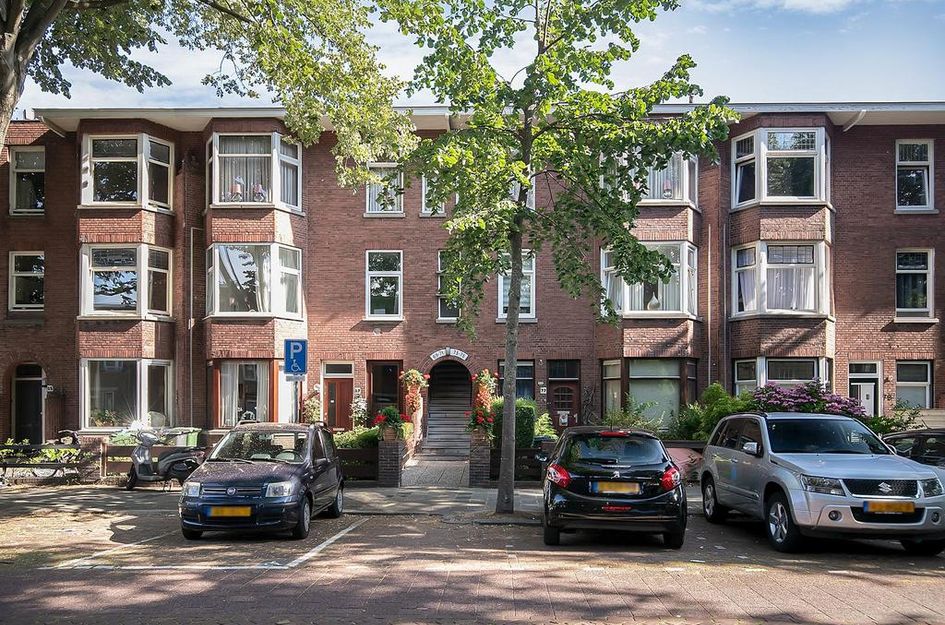 Caan van Necklaan 75