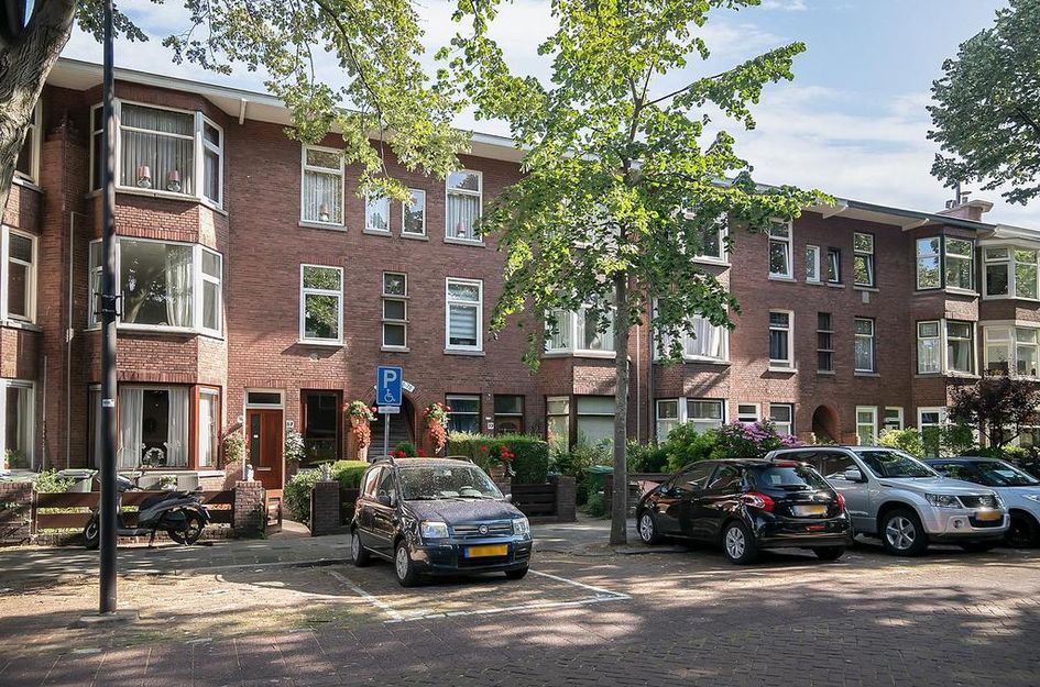 Caan van Necklaan 75
