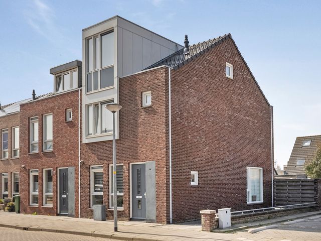 Fluytstraat 1, Den Helder