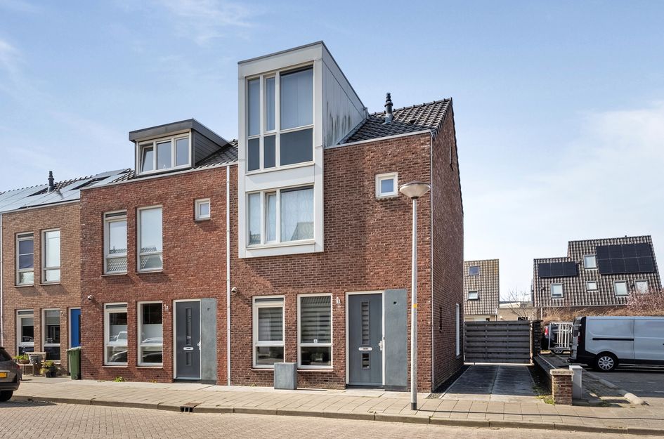 Fluytstraat 1