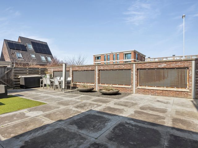 Fluytstraat 1, Den Helder