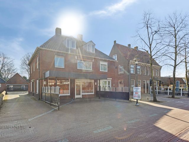 Markt 4, Zelhem