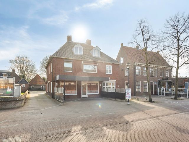 Markt 4, Zelhem