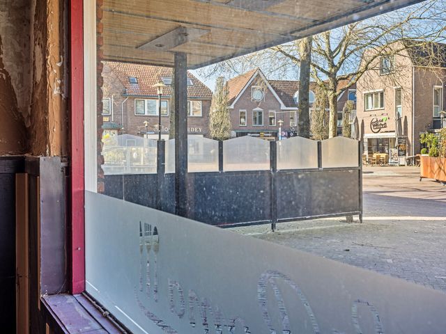 Markt 4, Zelhem
