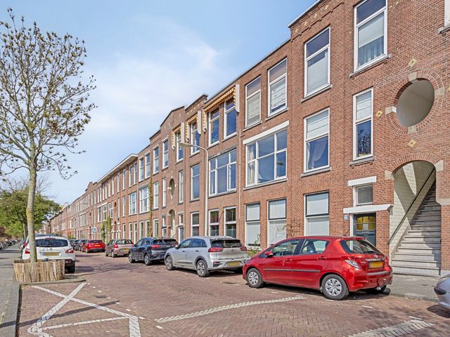 Valkenboskade 227, Den Haag