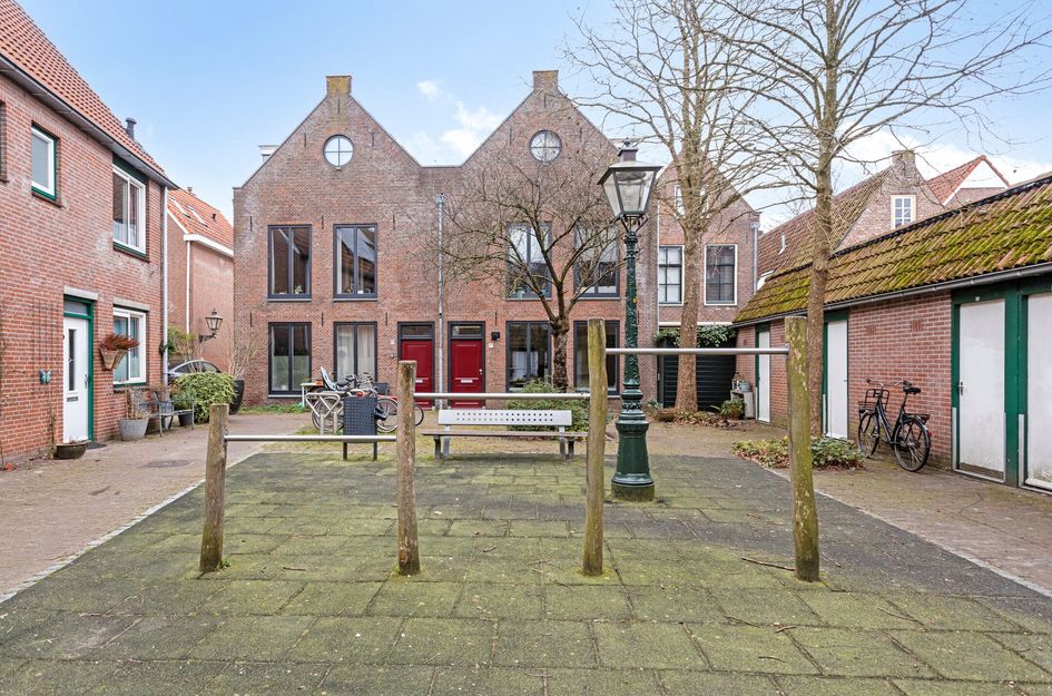 Van der Lubbehof 27B