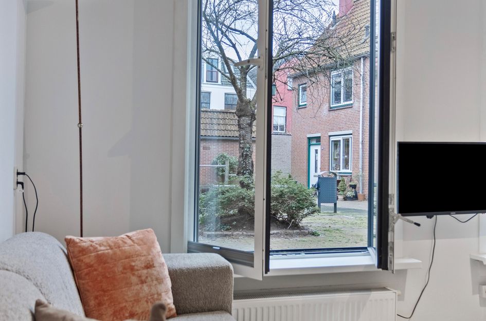 Van der Lubbehof 27B