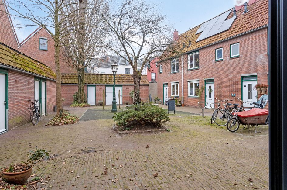 Van der Lubbehof 27B