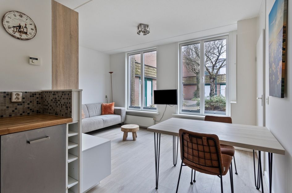 Van der Lubbehof 27B