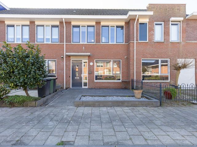 Regenboog 4, Medemblik