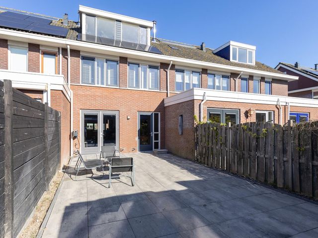 Regenboog 4, Medemblik