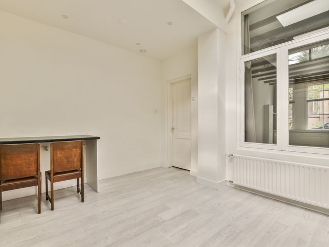 1e Binnenvestgracht 16, Leiden
