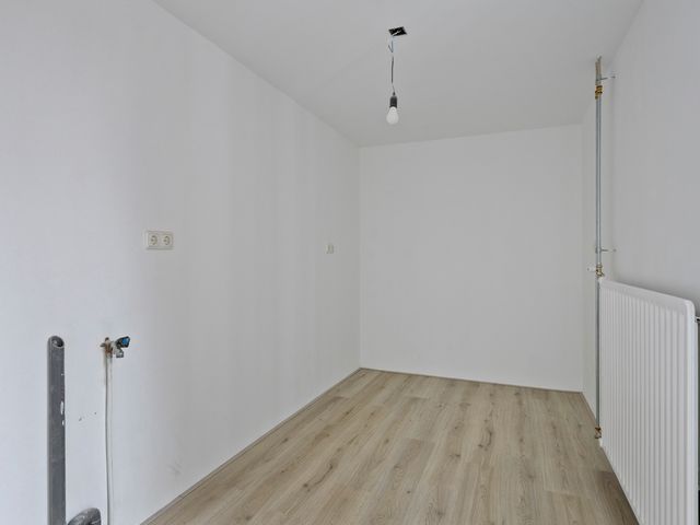 Kamperfoeliestraat 34, Musselkanaal