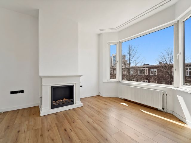 Van Zeggelenlaan 236, Den Haag