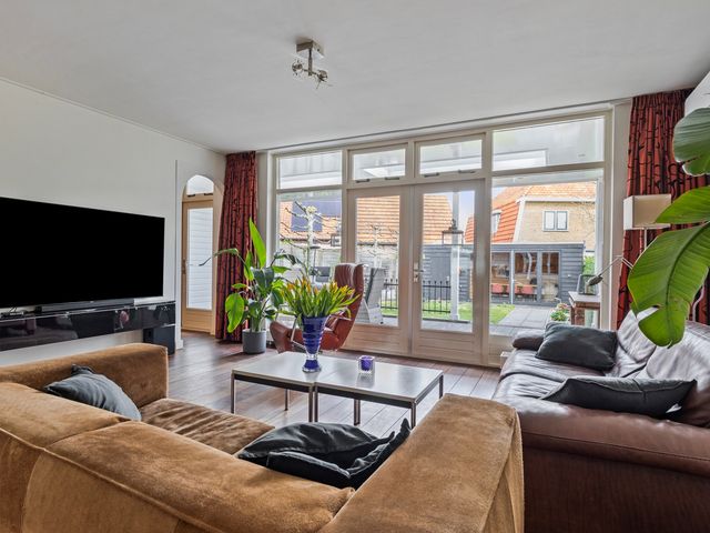 Burgemeester Hoogklimmerstraat 32, Denekamp