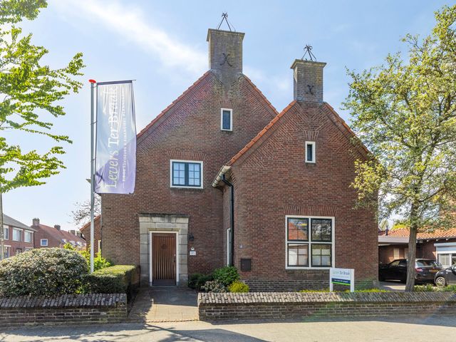Burgemeester Hoogklimmerstraat 21, Denekamp