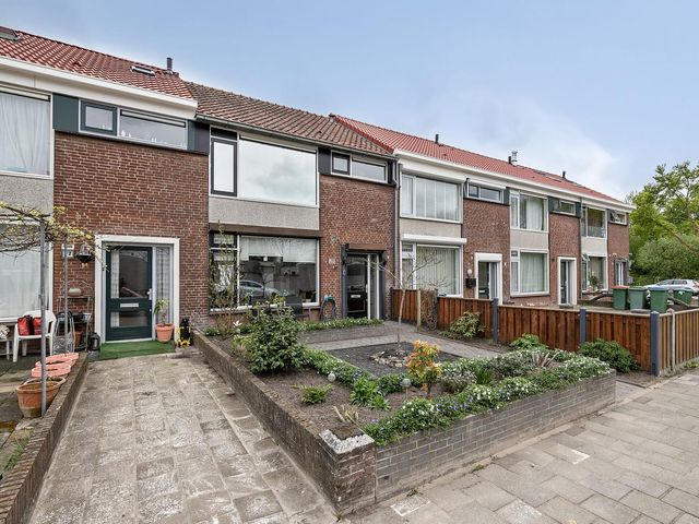 Moeskroenstraat 79, Breda