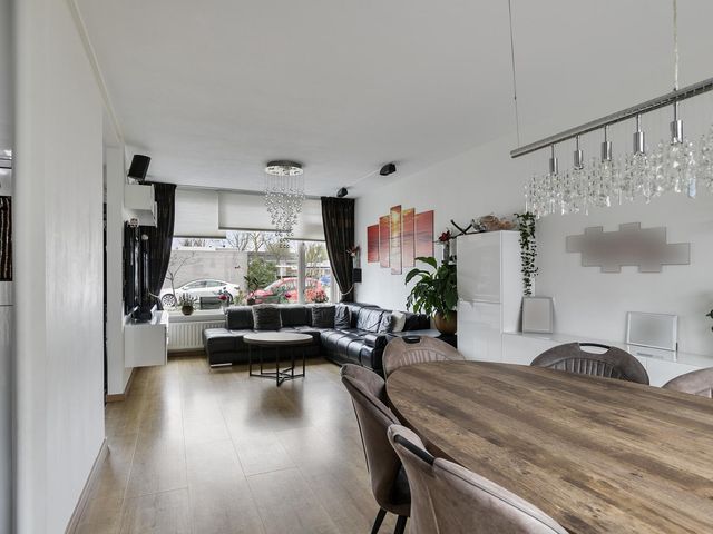 Moeskroenstraat 79, Breda