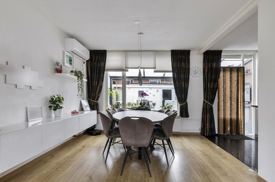 Moeskroenstraat 79
