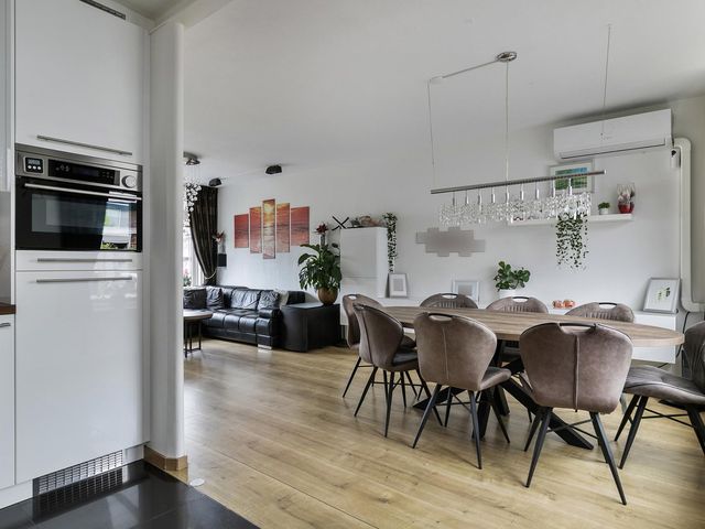 Moeskroenstraat 79, Breda