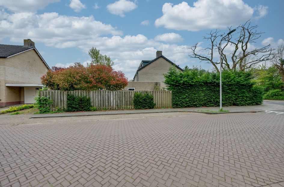 Van Oldenbarneveldtlaan 35