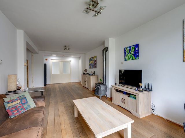 Van Oldenbarneveldtlaan 35, Rijen