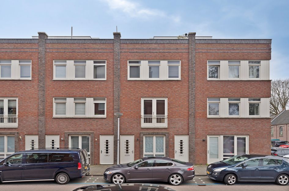 Schooldwarsstraat 62