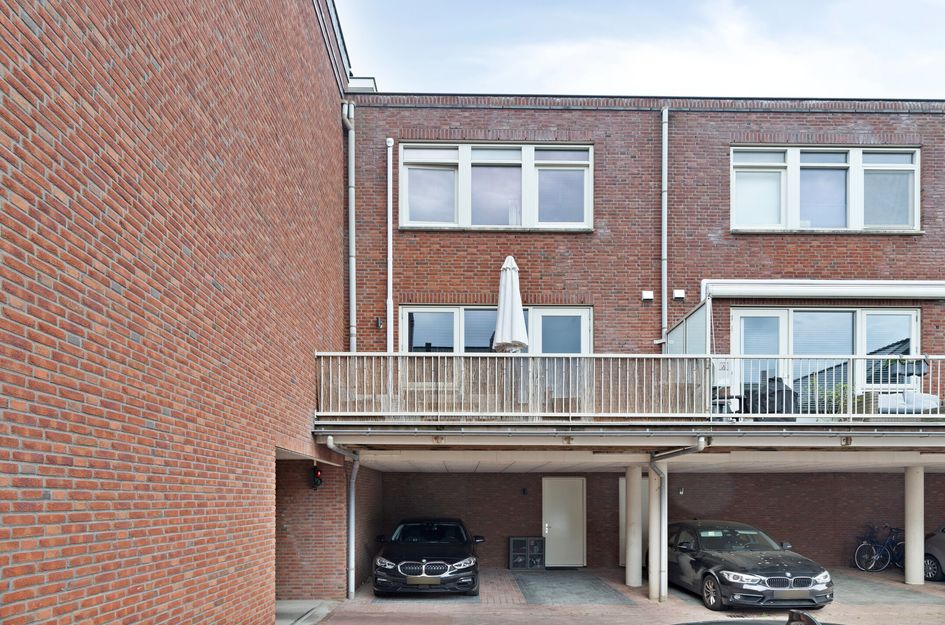 Schooldwarsstraat 62