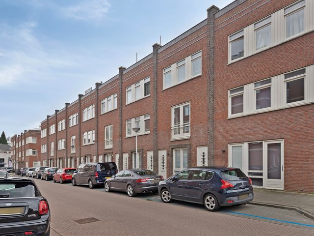 Schooldwarsstraat 62, Papendrecht