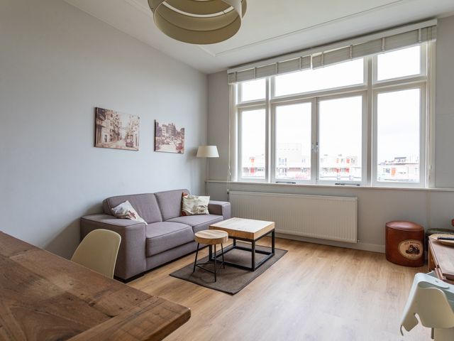 Juliana van Stolberglaan 254A, Den Haag
