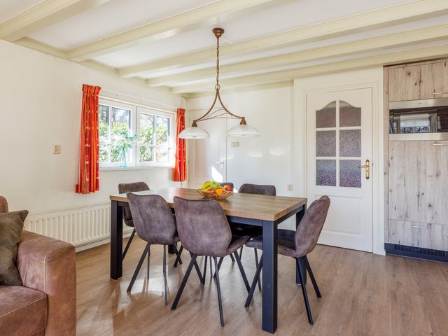 Velduilhoek 213, Ballum