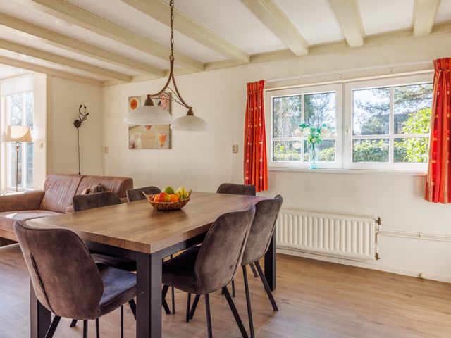 Velduilhoek 213, Ballum
