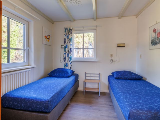 Velduilhoek 213, Ballum