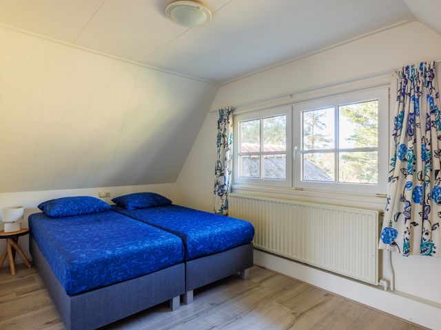 Velduilhoek 213, Ballum