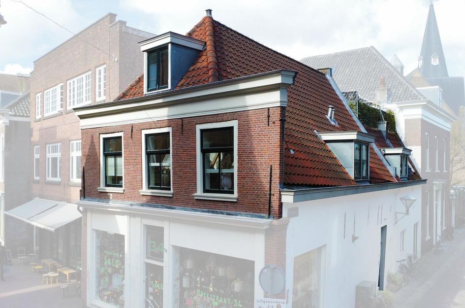Stoofsteeg 8
