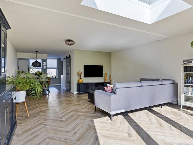 Hindeloopenstraat 98, Tilburg