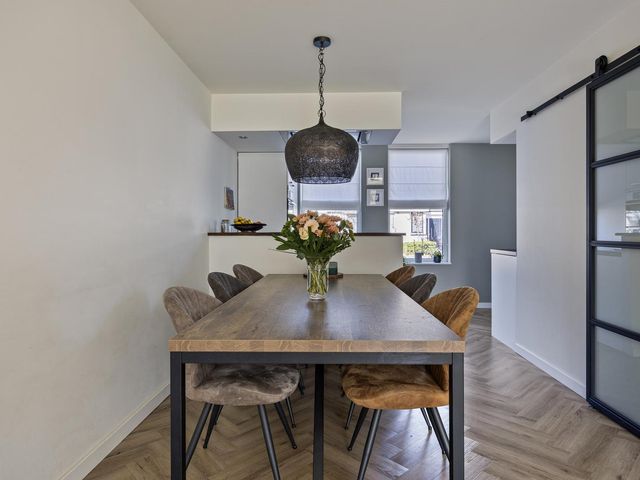 Hindeloopenstraat 98, Tilburg