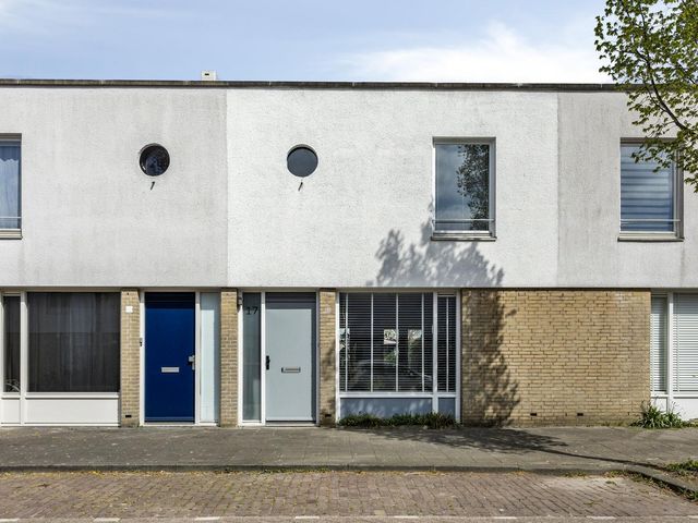 Van Grobbendonckstraat 17, Tilburg