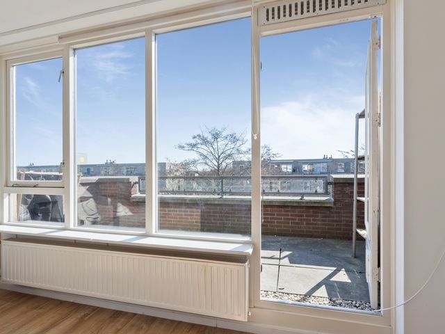 Charta 77-Vaart 154, Haarlem
