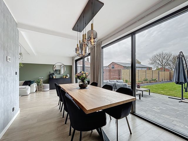Willemsweg 21, Schoondijke