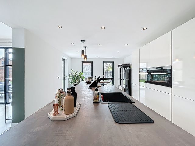 Willemsweg 21, Schoondijke