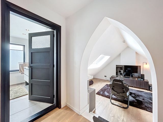 Willemsweg 21, Schoondijke