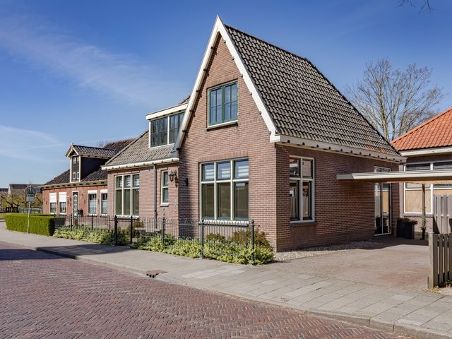 Raadhuisstraat 16, Wognum