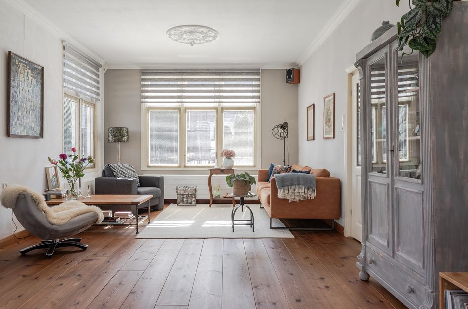 Raadhuisstraat 16